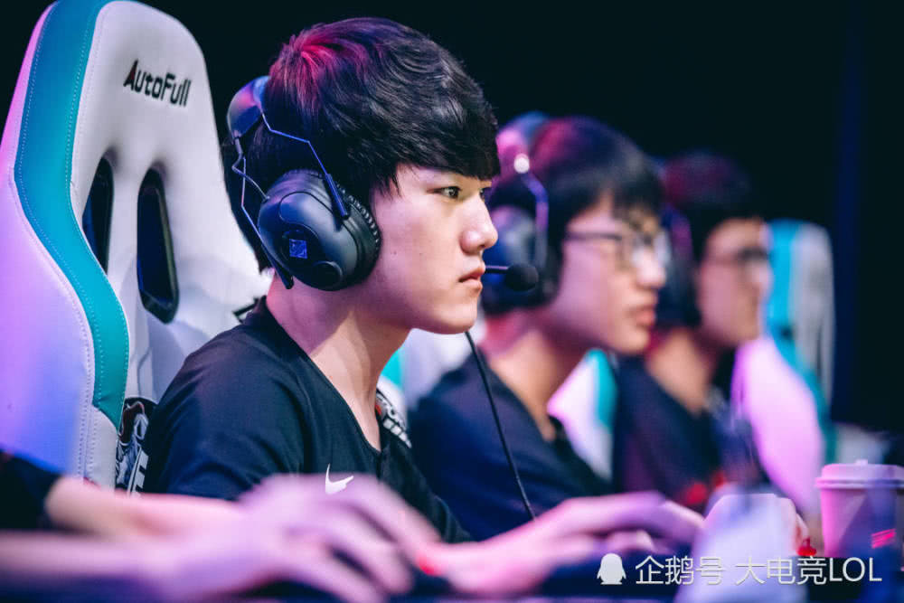 九游体育官网JackeyLove新星战术调整表现突出，FPX前途光明！的简单介绍