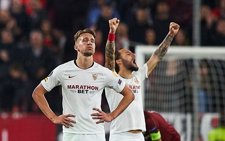 关于里程碑夜波士顿凯尔特人刷新队史纪录；葡超今晨刷纪录；目标明确；更衣室氛围转暖的信息