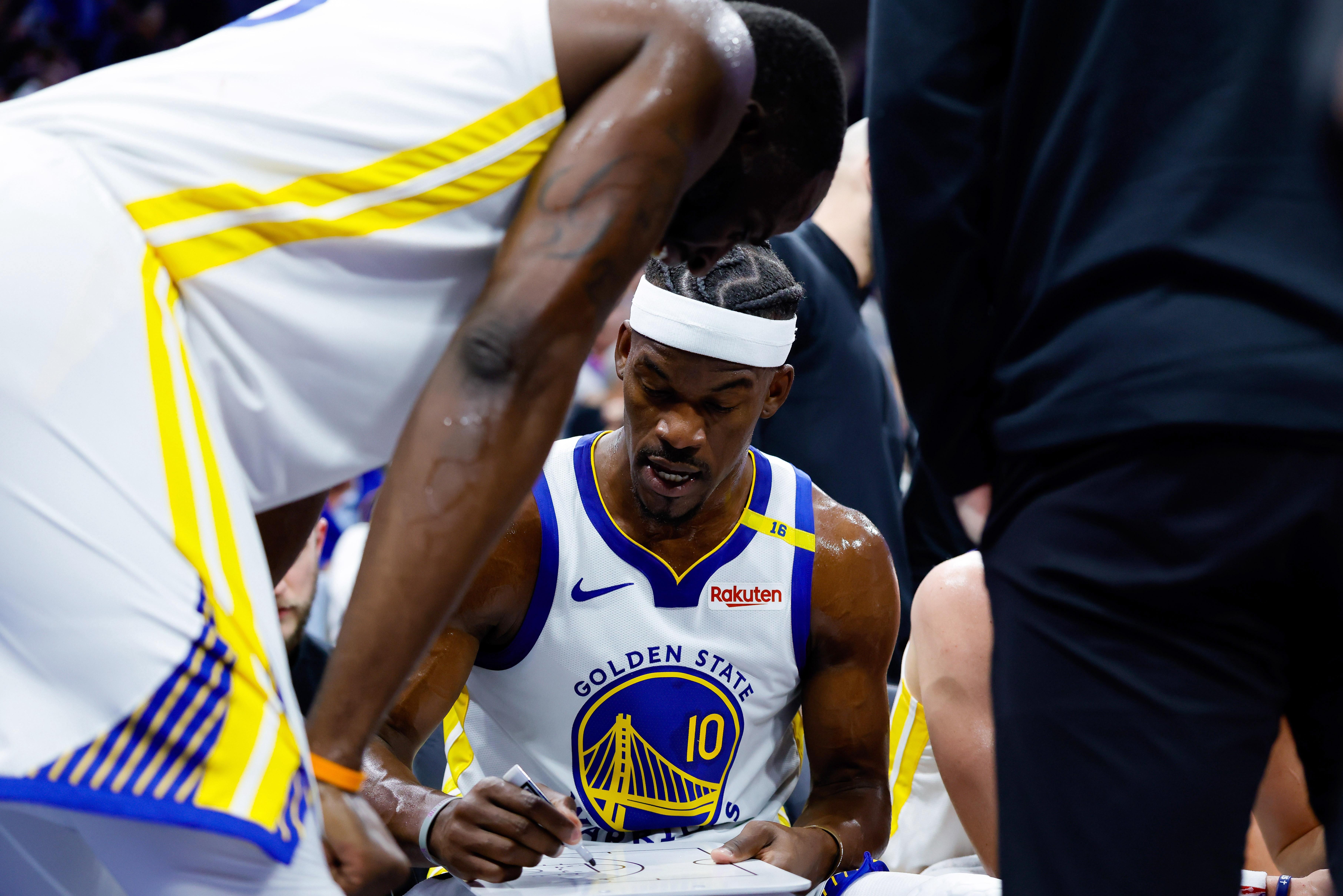 关于刚刚！巴特勒在勇士比赛中比分优势明显詹姆斯怒砍24分，罗马外线爆发备战CBA季后赛的信息